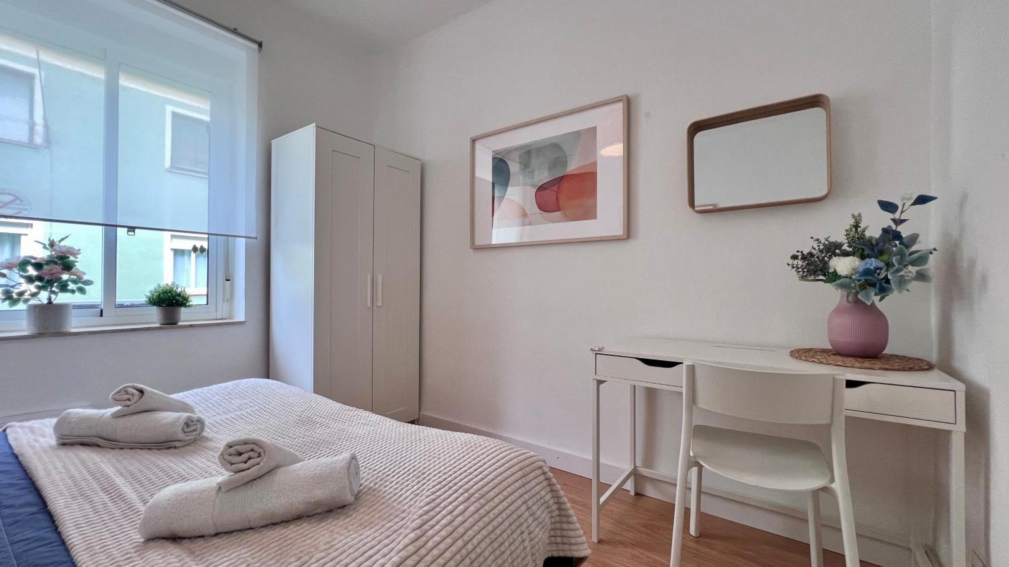 Super Comfy And Homey 4Br Apartment Peachy Stays マラガ エクステリア 写真