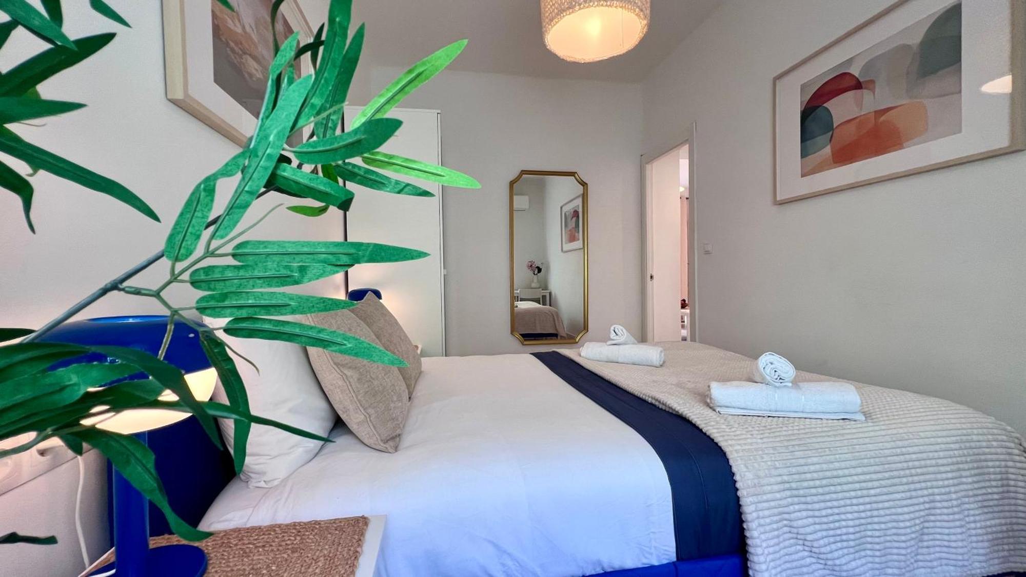 Super Comfy And Homey 4Br Apartment Peachy Stays マラガ エクステリア 写真
