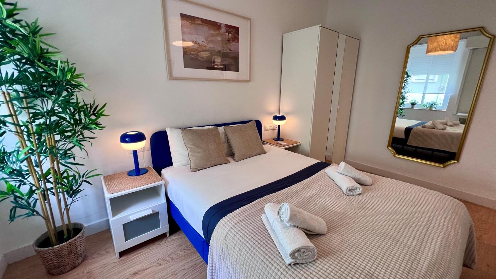 Super Comfy And Homey 4Br Apartment Peachy Stays マラガ エクステリア 写真